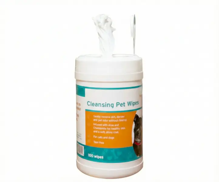 FURemover Cleansing Pet Wipes canister labeled 100 wipes